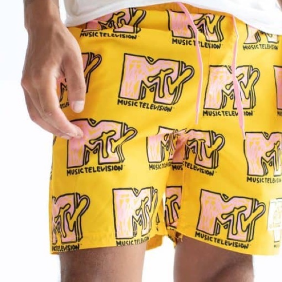 MTV SHORTS - Picture 3 of 6